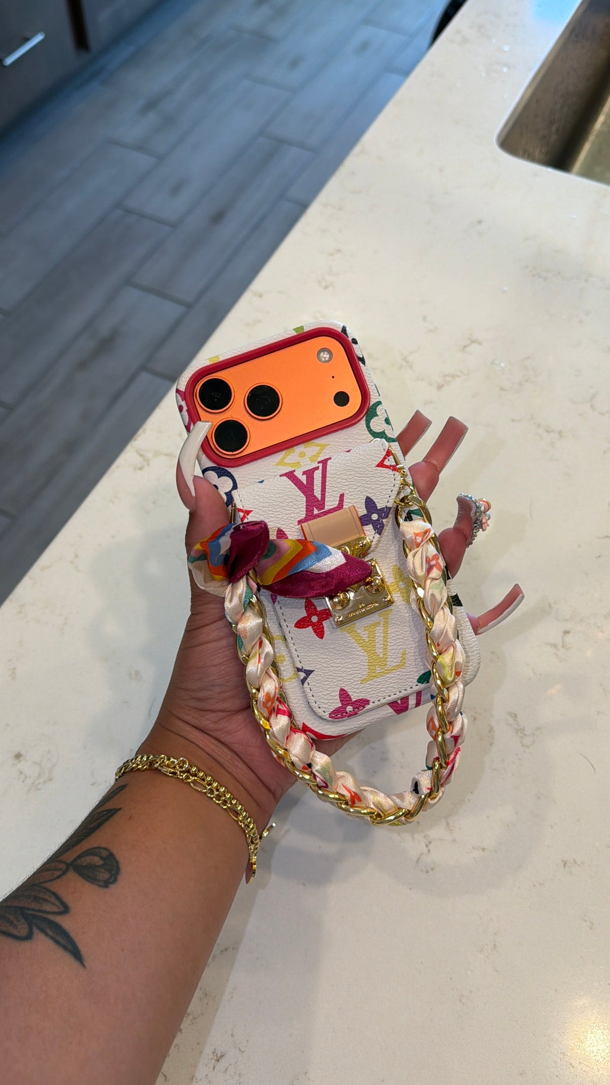 Color LV case